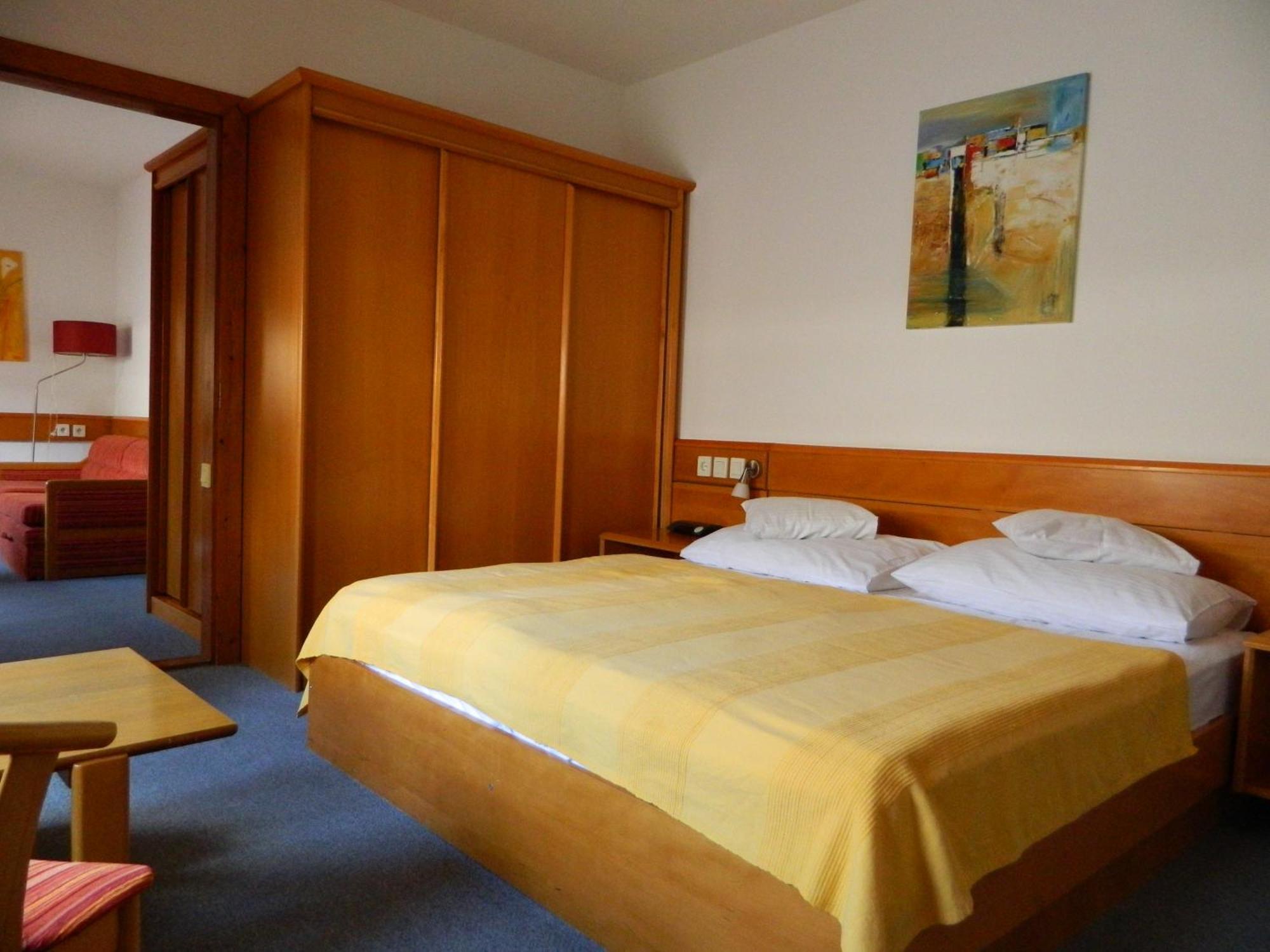 Hotel Kalma, Kalma Villa, Apart Hotel Хевіз Екстер'єр фото