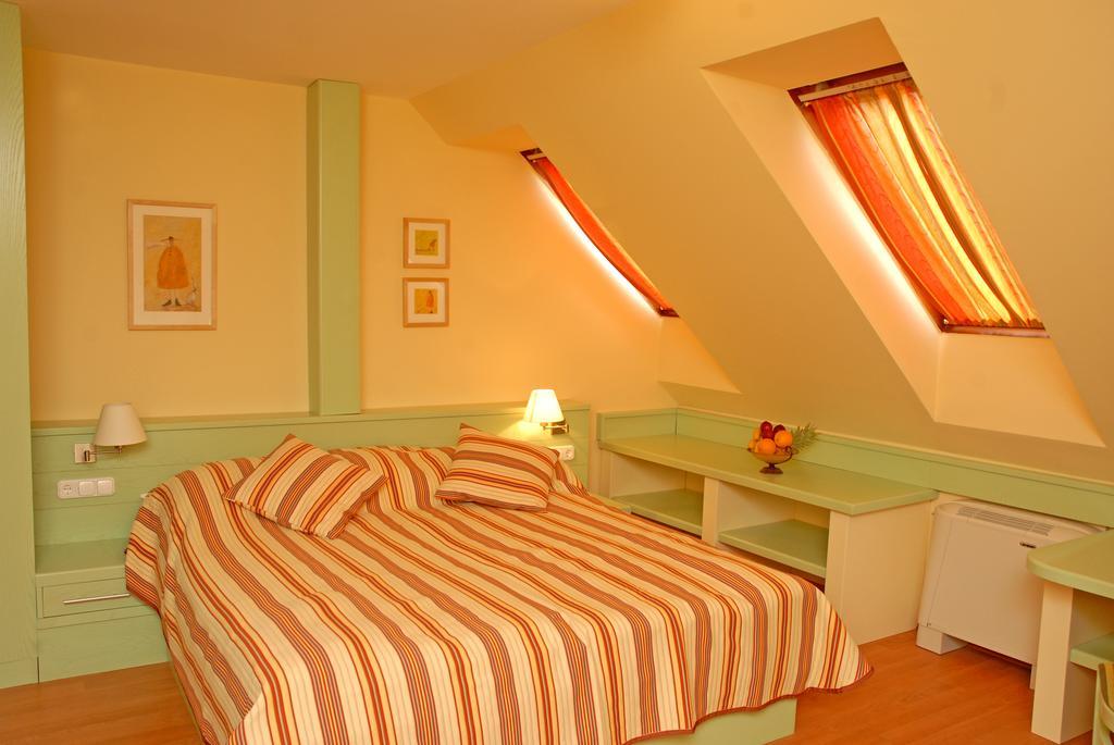 Hotel Kalma, Kalma Villa, Apart Hotel Хевіз Номер фото