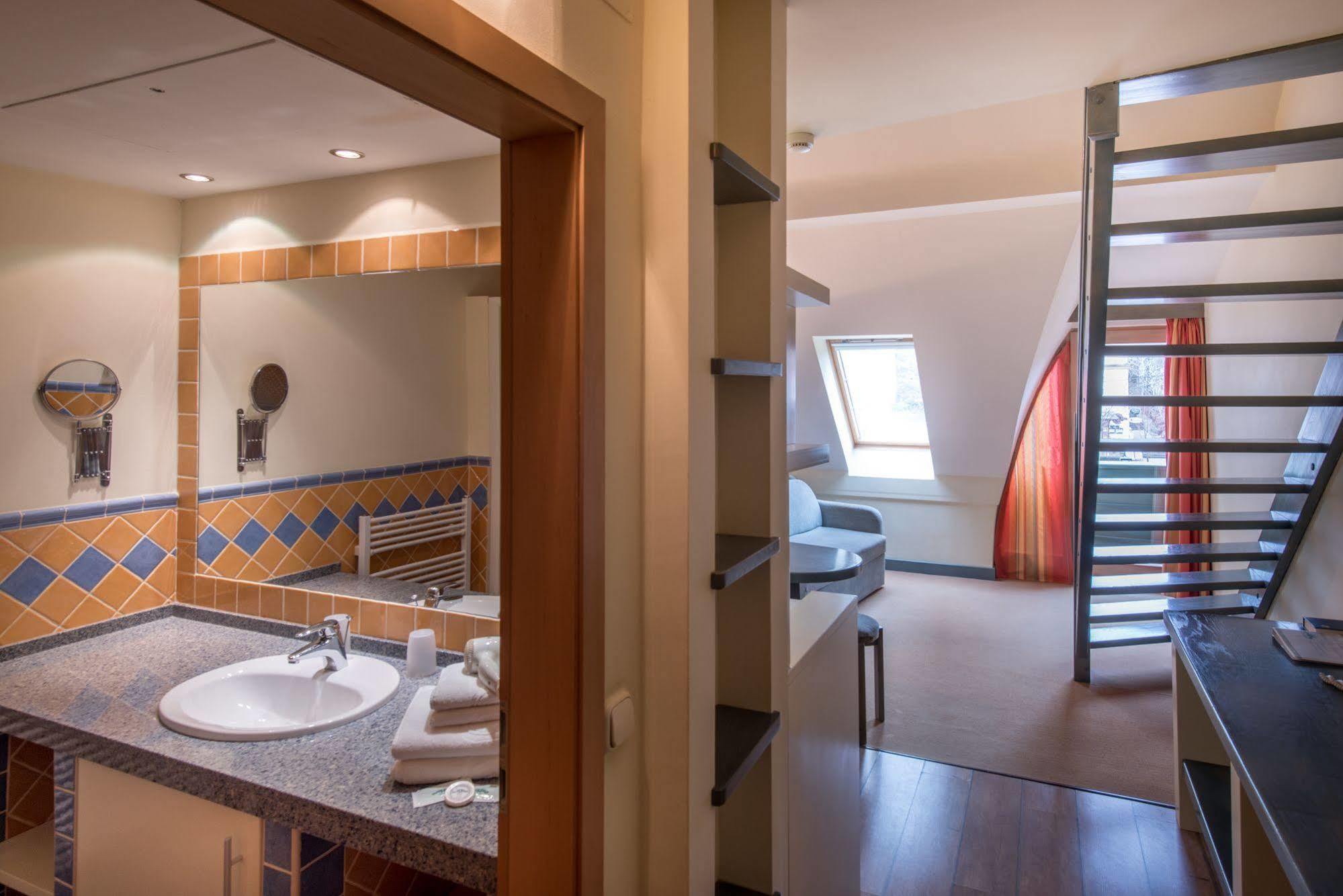 Hotel Kalma, Kalma Villa, Apart Hotel Хевіз Екстер'єр фото